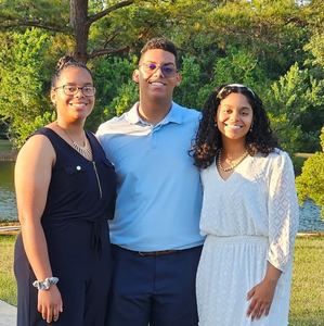 Meet your Posher, Madja